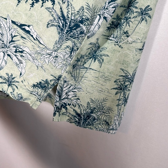 Tommy Bahama The Coconut Point Green & Blue Palm Tree Hawaiian Button-Down Shirt - Picture 5 of 6